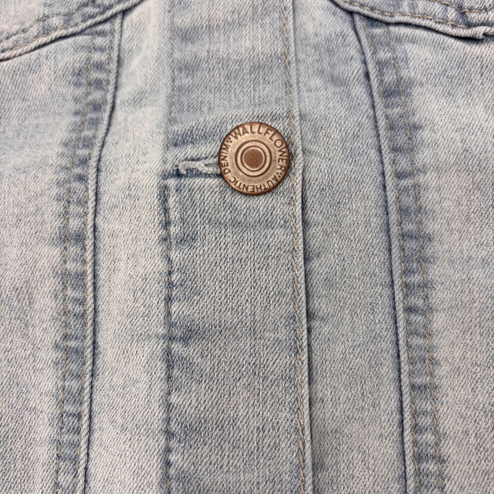 Wallflower Girls Small Dreamer Fit Denim Jacket Heather Gray Hood Sleeves Small - Picture 4 of 10